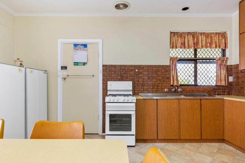 Photo - 5 Austral Avenue, Clearview SA 5085 - Image 6