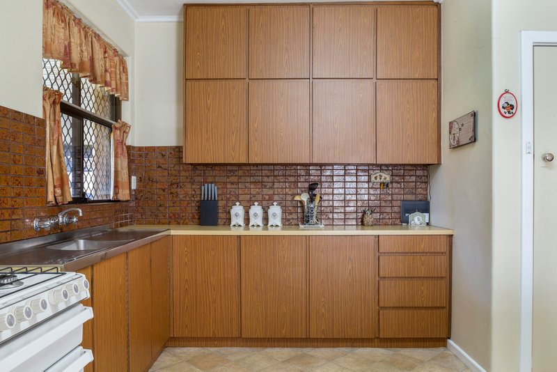 Photo - 5 Austral Avenue, Clearview SA 5085 - Image 7