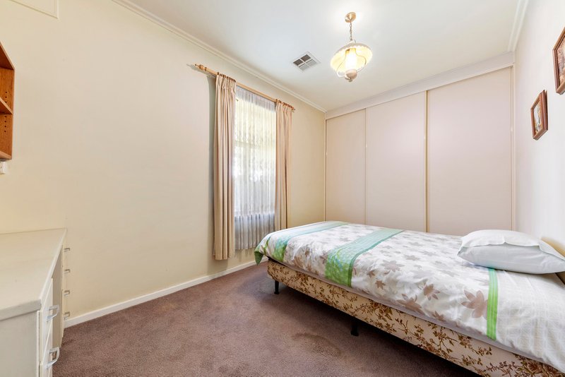 Photo - 5 Austral Avenue, Clearview SA 5085 - Image 9