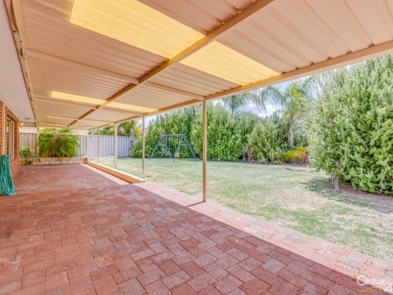 Photo - 5 Autumn Crescent, Thornlie WA 6108 - Image 5