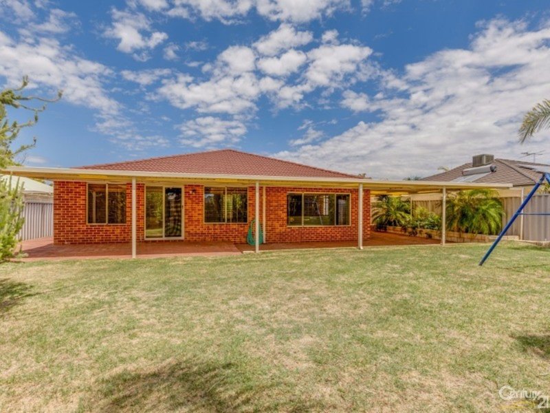 Photo - 5 Autumn Crescent, Thornlie WA 6108 - Image 22