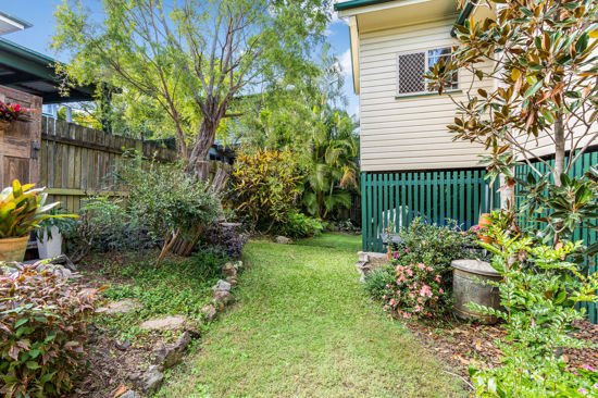 Photo - 5 Awaba Street, Wavell Heights QLD 4012 - Image 9