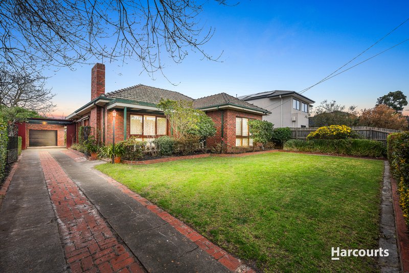 5 Aylwin Avenue, Burwood VIC 3125