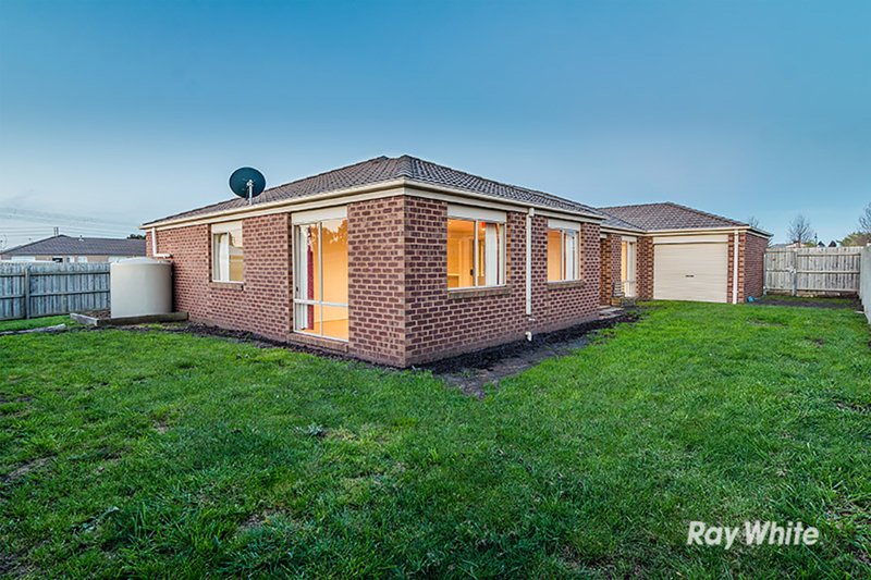 Photo - 5 Aztec Place, Cranbourne VIC 3977 - Image 21