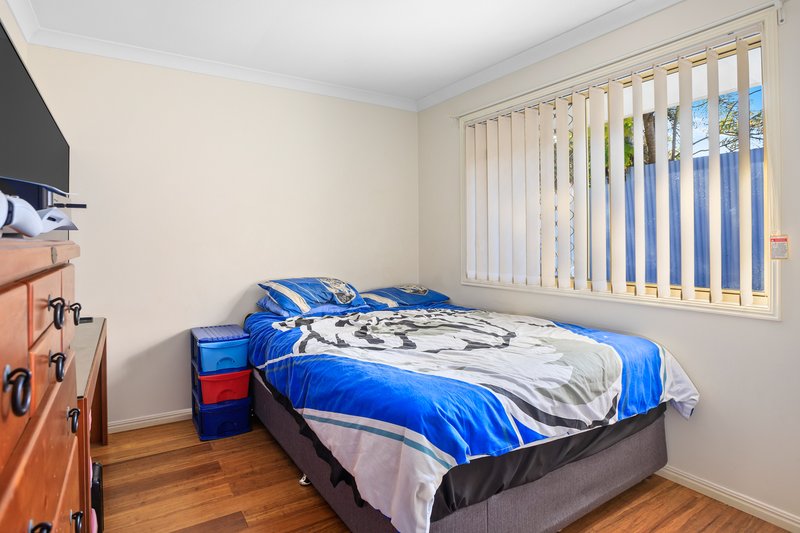 Photo - 5 Azure Street, Goodna QLD 4300 - Image 7