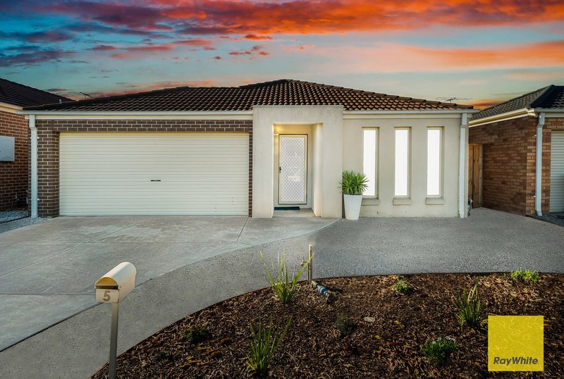 Photo - 5 Babele Road, Tarneit VIC 3029 - Image 2