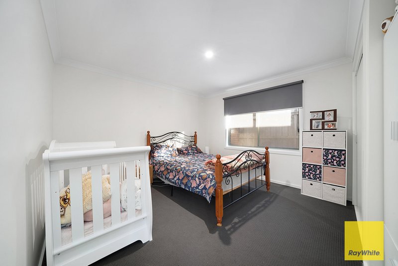 Photo - 5 Babele Road, Tarneit VIC 3029 - Image 3