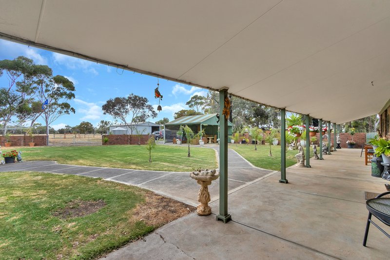 Photo - 5 Bailey Road, Two Wells SA 5501 - Image 15