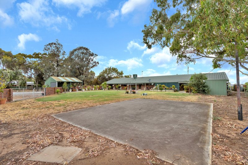 Photo - 5 Bailey Road, Two Wells SA 5501 - Image 16