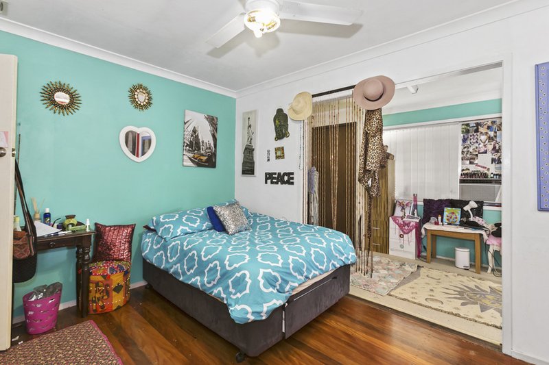 Photo - 5 Balfour Street, Tweed Heads South NSW 2486 - Image 7