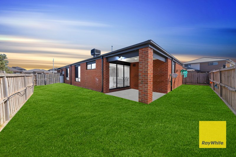 Photo - 5 Ballantine Street, Tarneit VIC 3029 - Image 19