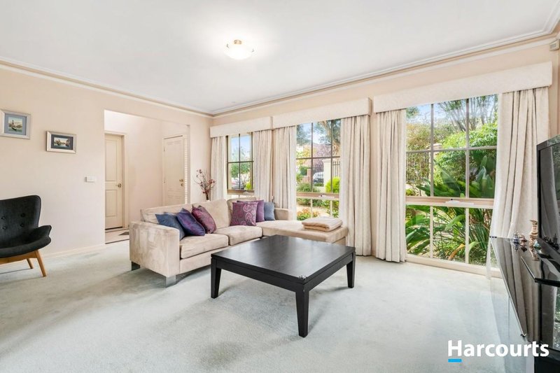 Photo - 5 Balmoral Avenue, Templestowe Lower VIC 3107 - Image 7