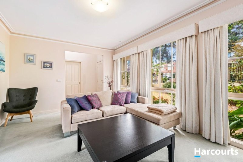 Photo - 5 Balmoral Avenue, Templestowe Lower VIC 3107 - Image 8