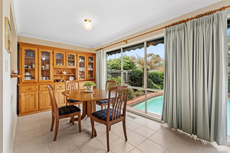 Photo - 5 Banbury Street, Burwood East VIC 3151 - Image 10