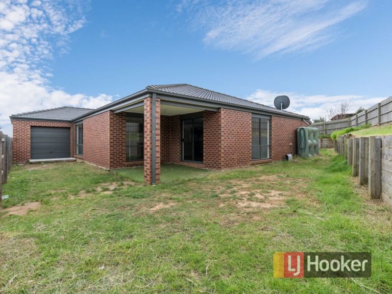 Photo - 5 Bando Court, Hampton Park VIC 3976 - Image 14