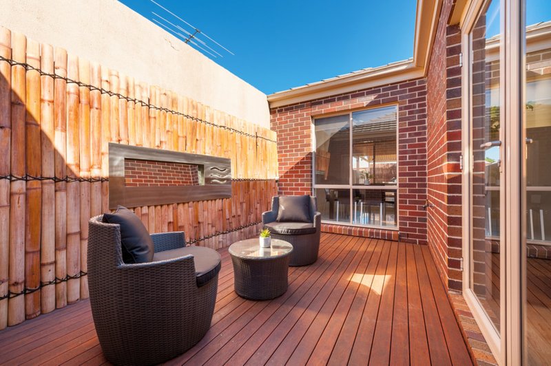 Photo - 5 Bantock Lane, Caroline Springs VIC 3023 - Image 22