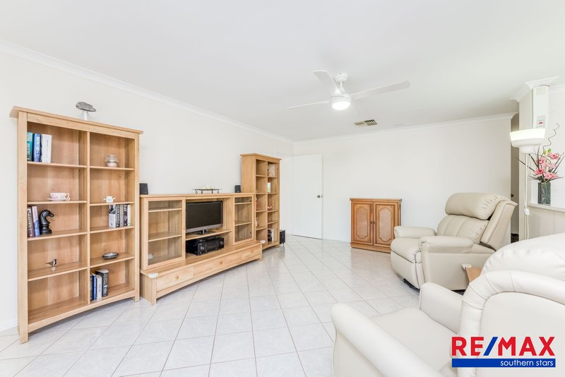 Photo - 5 Banyalla Court, South Lake WA 6164 - Image 7