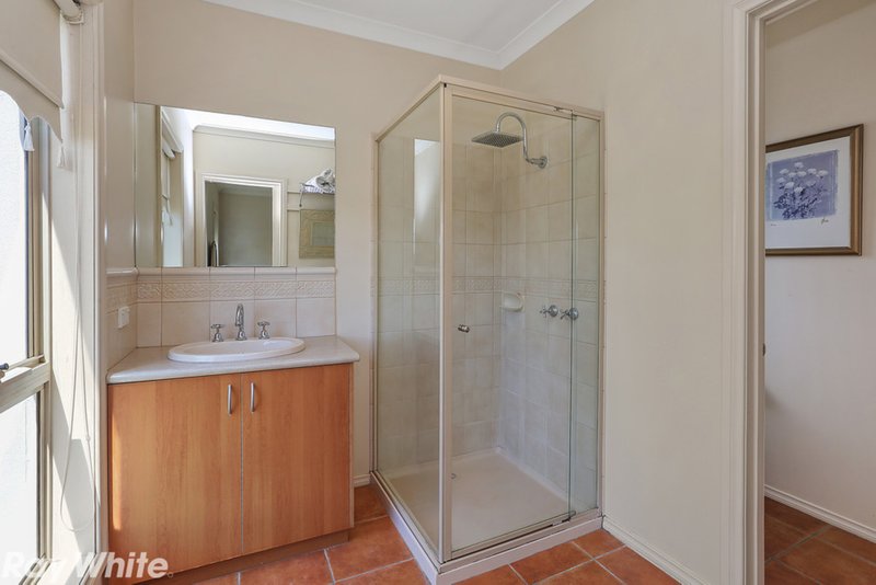 Photo - 5 Banyan Court, Waurn Ponds VIC 3216 - Image 10