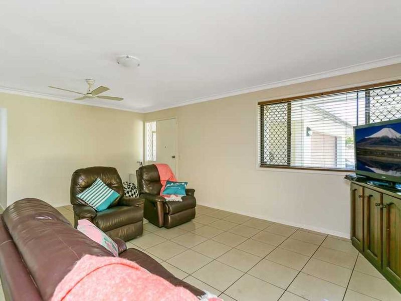 Photo - 5 Barberry Ct , Palm Beach QLD 4221 - Image 12