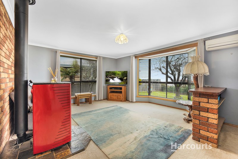 Photo - 5 Barker Avenue, Penguin TAS 7316 - Image 5