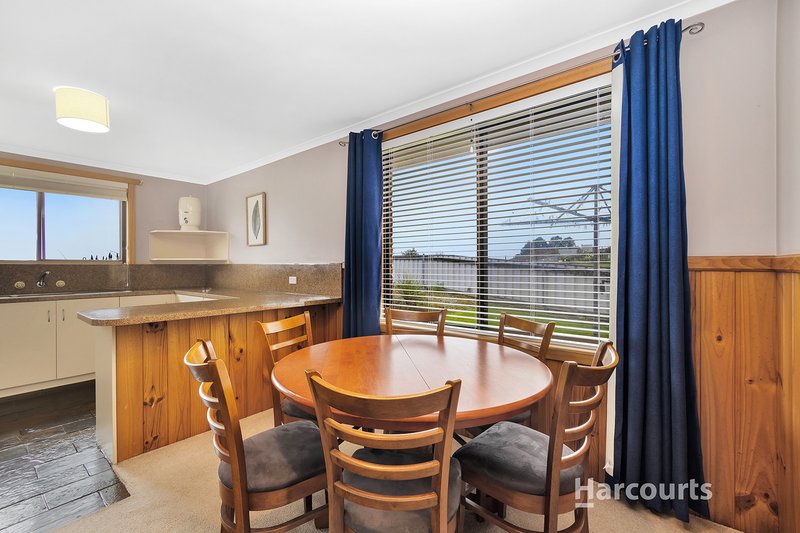 Photo - 5 Barker Avenue, Penguin TAS 7316 - Image 7