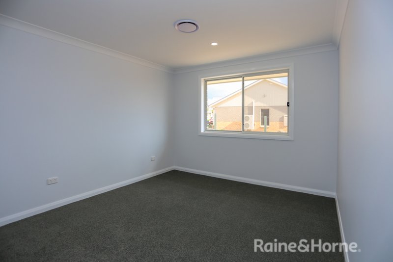 Photo - 5 Barr Street, Windradyne NSW 2795 - Image 11