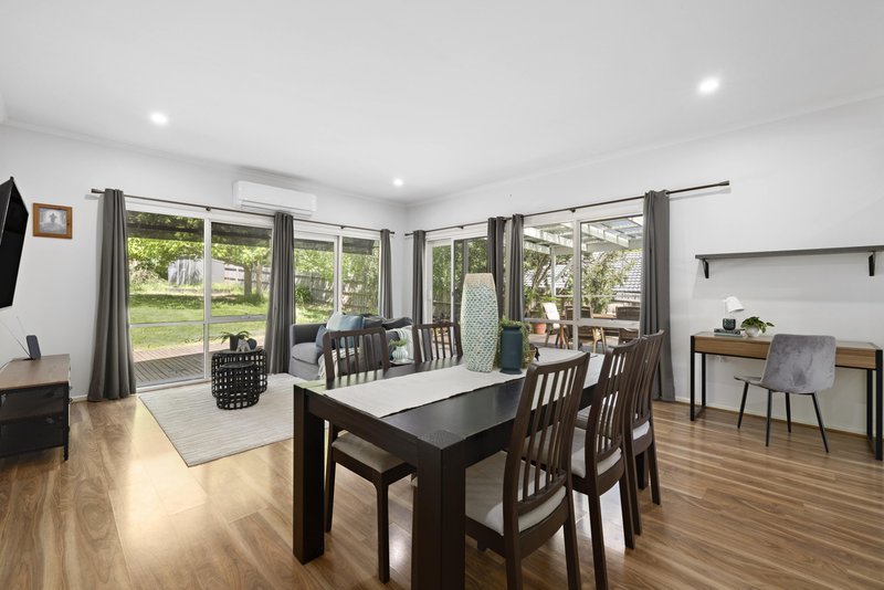 Photo - 5 Barton Avenue, Ferntree Gully VIC 3156 - Image 5