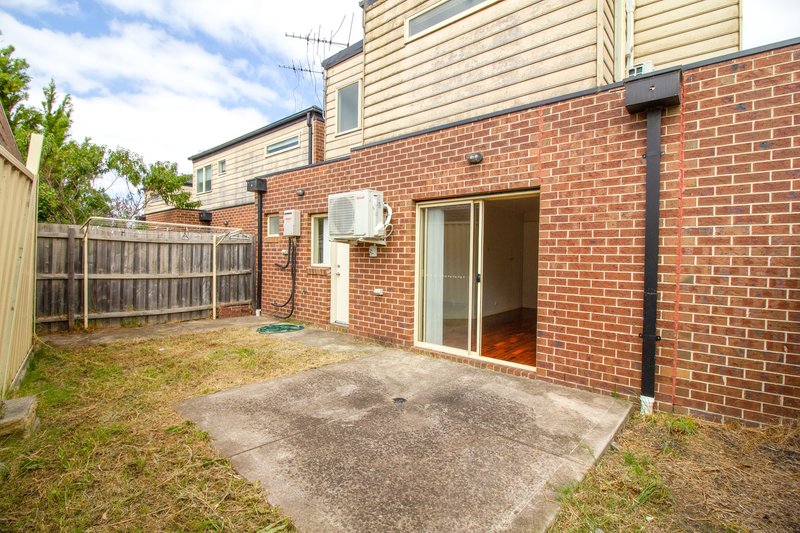 Photo - 5 Barwon Street, Glenroy VIC 3046 - Image 7