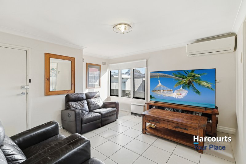 Photo - 5 Basingstoke Place, Hebersham NSW 2770 - Image 2