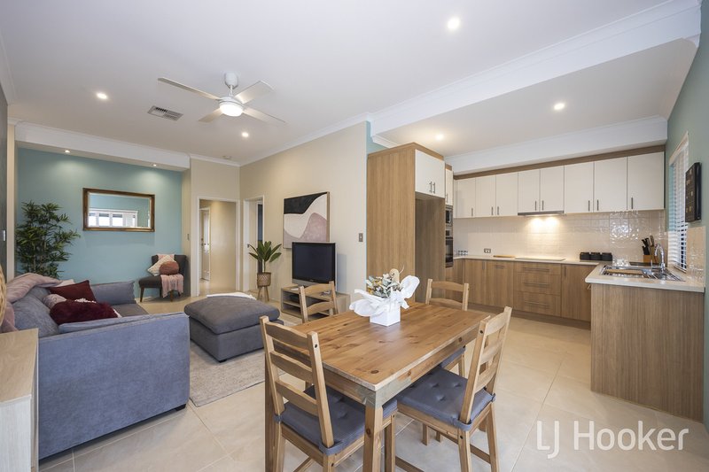 Photo - 5 Bass Chase, Yanchep WA 6035 - Image 13