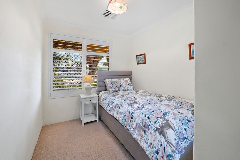 Photo - 5 Basslet Place, Warnbro WA 6169 - Image 25
