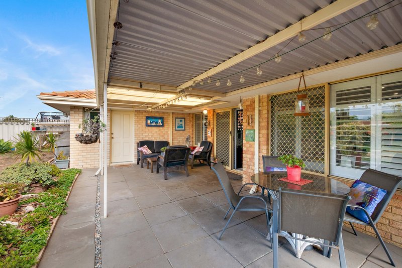 Photo - 5 Basslet Place, Warnbro WA 6169 - Image 28