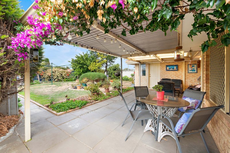 Photo - 5 Basslet Place, Warnbro WA 6169 - Image 29