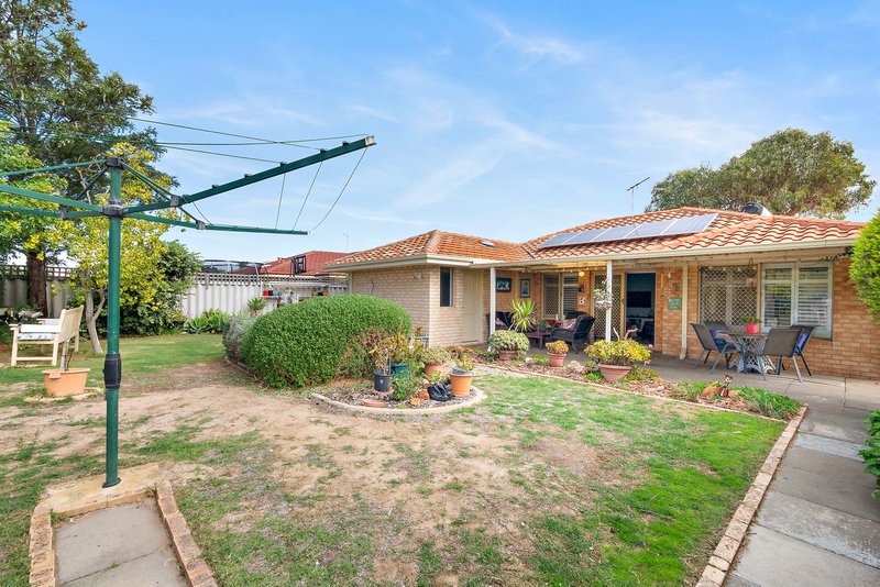 Photo - 5 Basslet Place, Warnbro WA 6169 - Image 35