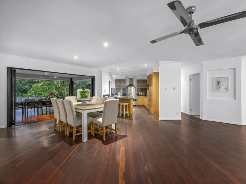 Photo - 5 Bauple Street, Albany Creek QLD 4035 - Image 9