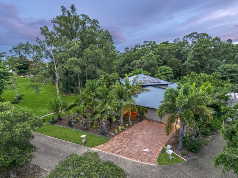 Photo - 5 Bauple Street, Albany Creek QLD 4035 - Image 20