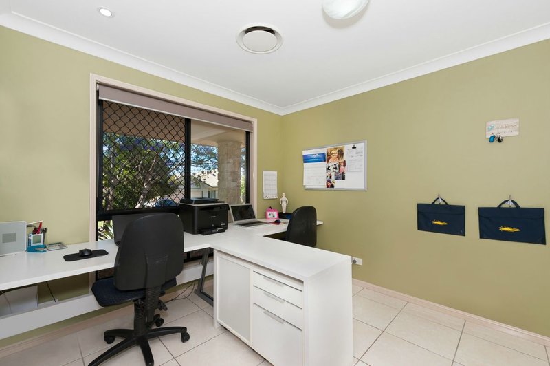 Photo - 5 Baybreeze Close, Deception Bay QLD 4508 - Image 12