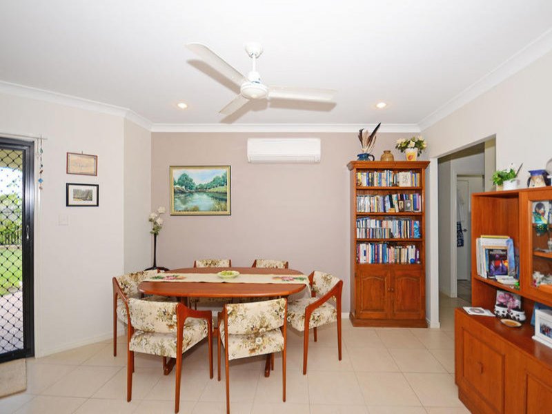 Photo - 5 Bayridge Heights Drive, Nikenbah QLD 4655 - Image 7