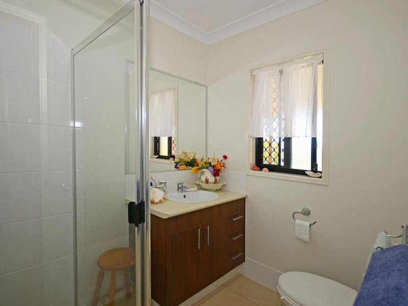 Photo - 5 Bayridge Heights Drive, Nikenbah QLD 4655 - Image 9