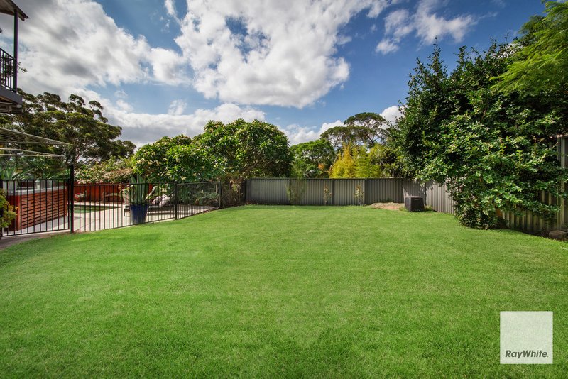 Photo - 5 Bayside Place, Caringbah South NSW 2229 - Image 13