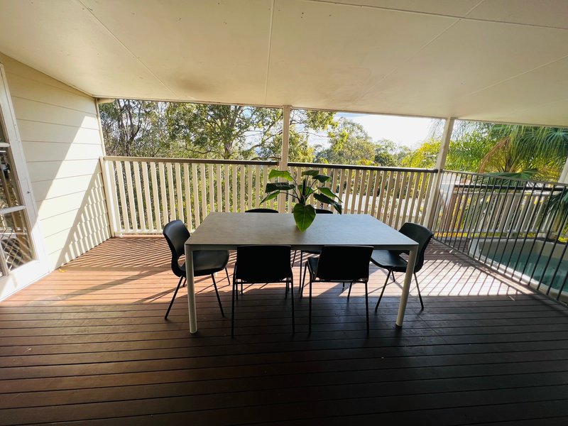 Photo - 5 Bayview Drive, Tanah Merah QLD 4128 - Image 9