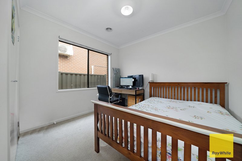 Photo - 5 Beachmere Street, Tarneit VIC 3029 - Image 10