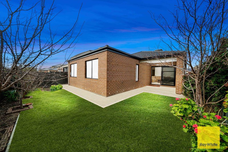 Photo - 5 Beachmere Street, Tarneit VIC 3029 - Image 15