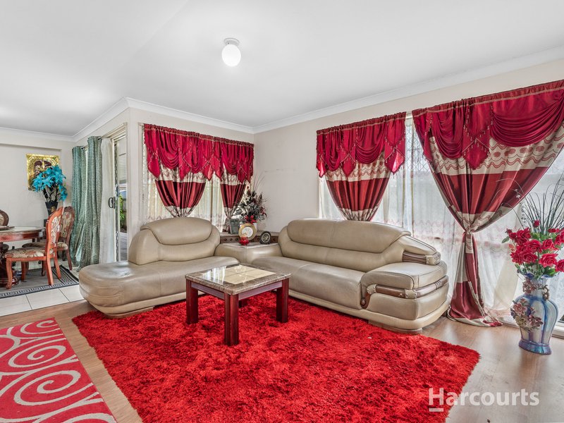 Photo - 5 Beaufort Court, Calamvale QLD 4116 - Image 3