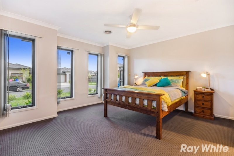 Photo - 5 Beaufort Street, Keysborough VIC 3173 - Image 7