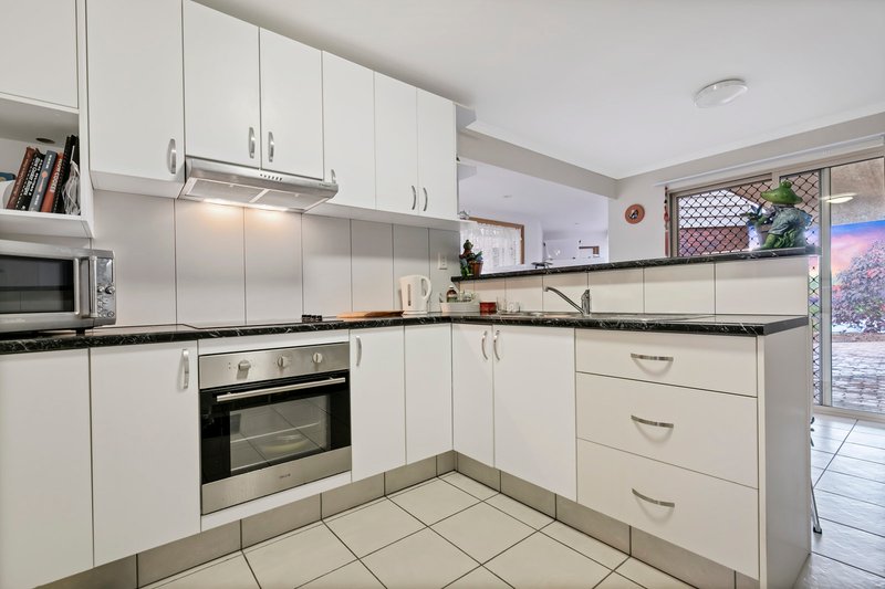 Photo - 5 Bedarra Court, Buderim QLD 4556 - Image 17