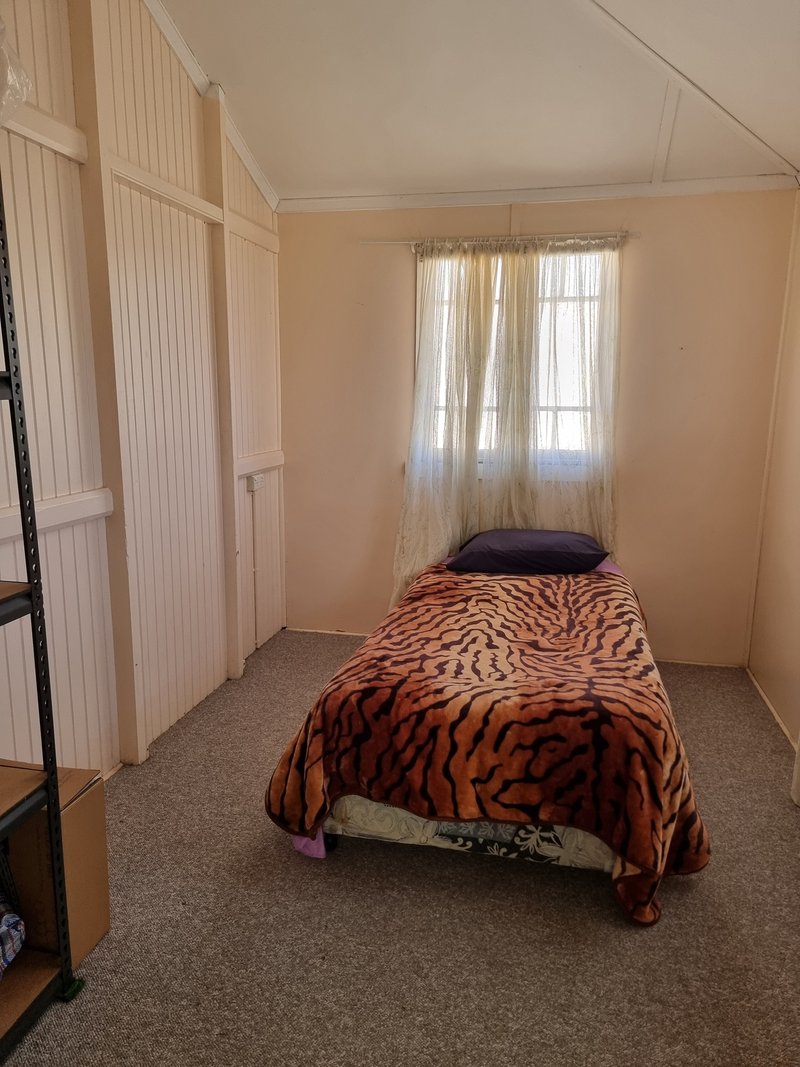 Photo - 5 Bell St , Monto QLD 4630 - Image 19