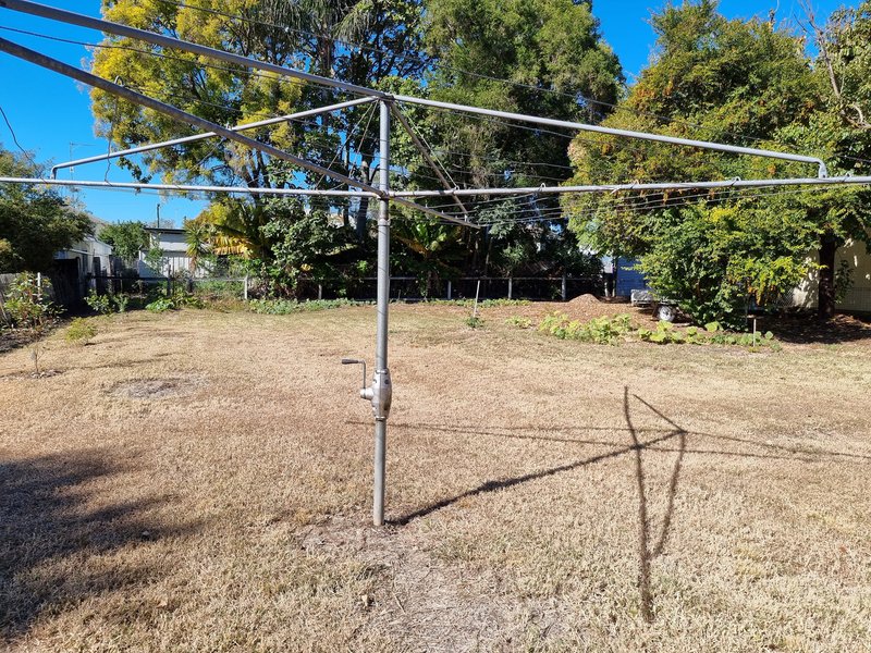 Photo - 5 Bell St , Monto QLD 4630 - Image 25