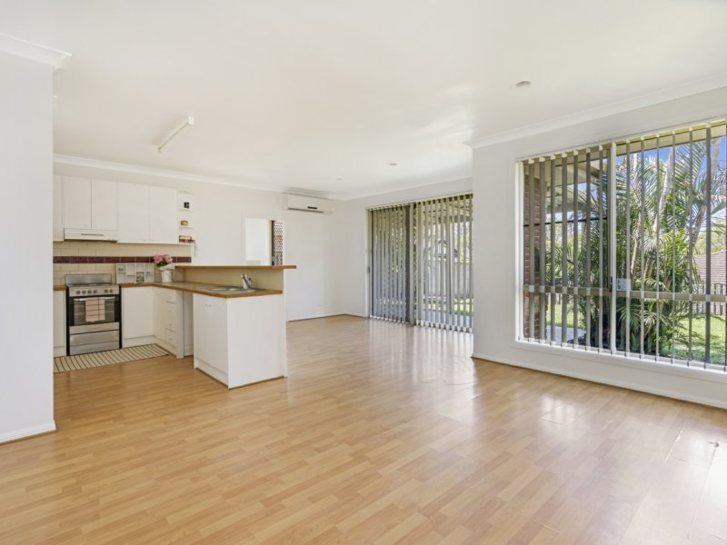 Photo - 5 Beltana Way, Nerang QLD 4211 - Image 2