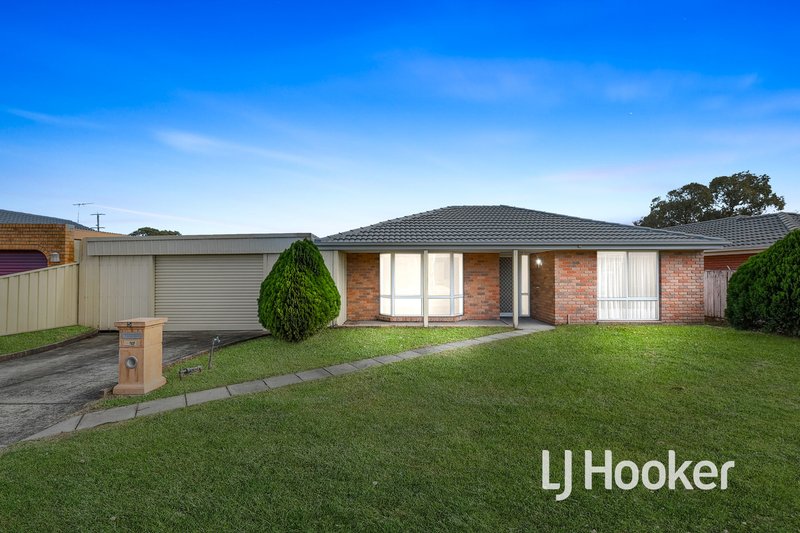 5 Belvedere Court, Hampton Park VIC 3976